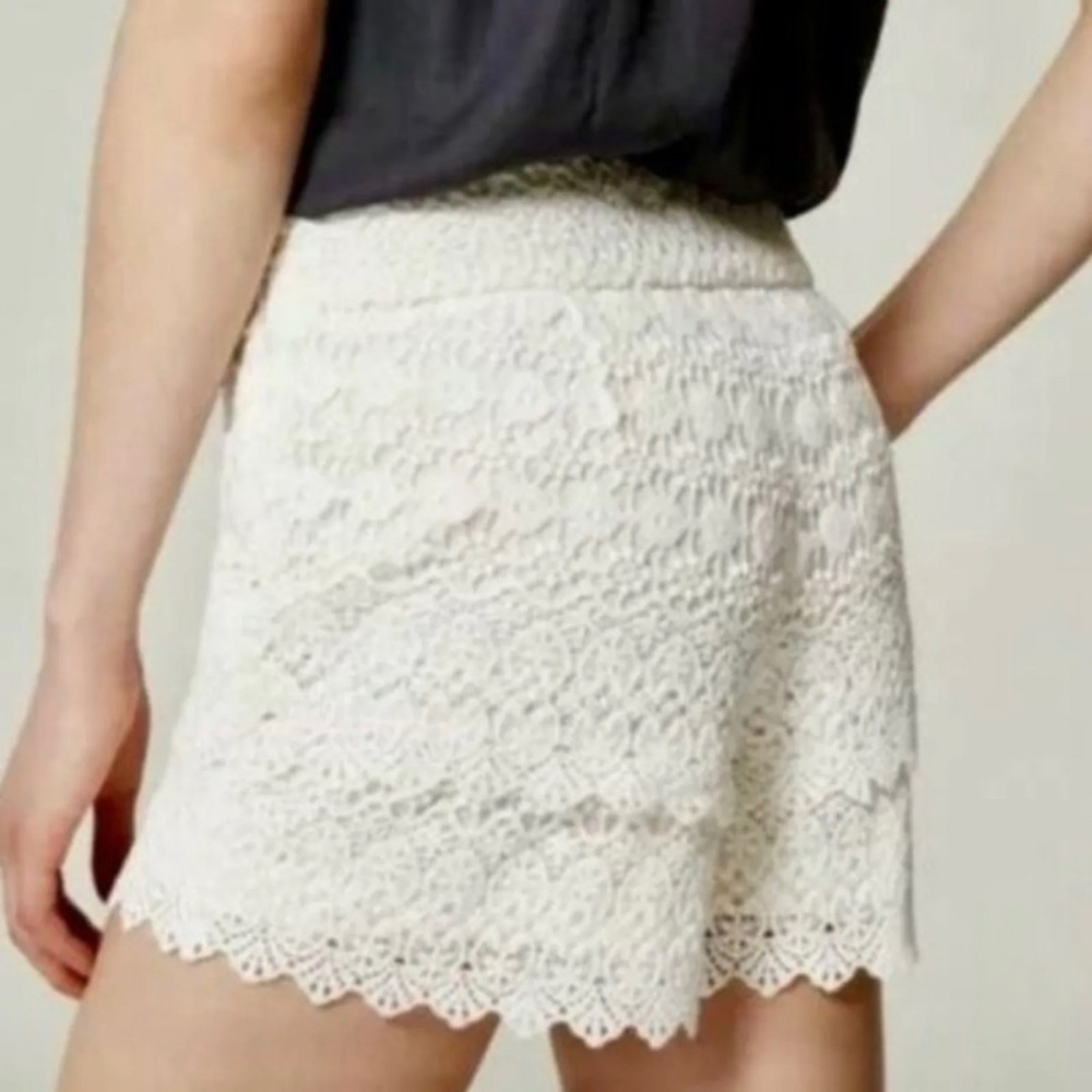 ANN TAYLOR LOFT White Lace Crochet Riviera Shorts - Picture 2 of 7